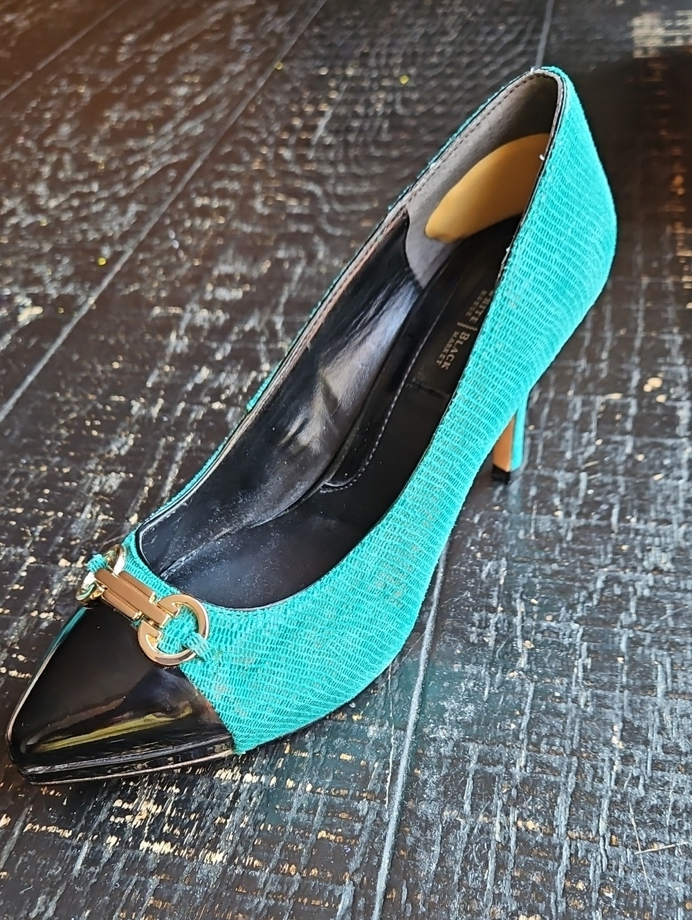 White House Black Market Sam Teal Pointed-Toe Pumps Gold Hardware Size 6.5 M